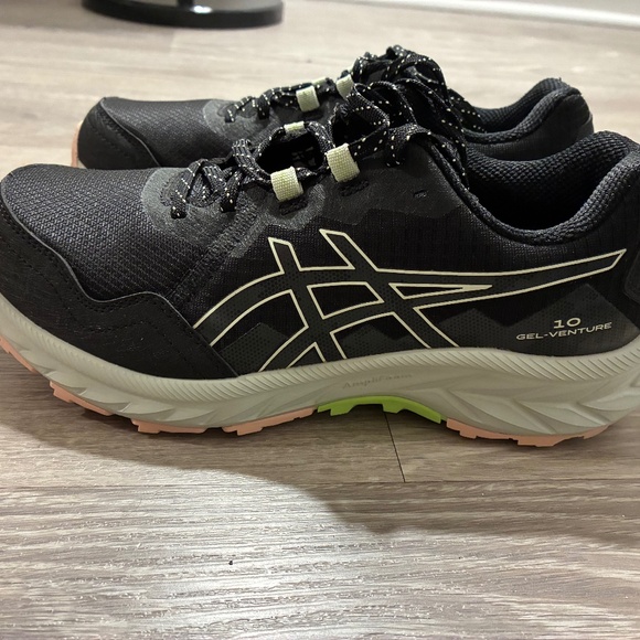ASICS GEL-venture 10 - Picture 1 of 10